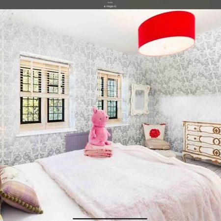 Piglet Lodge Pebworth Екстериор снимка