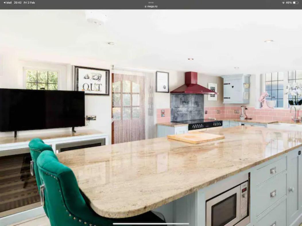 Piglet Lodge Pebworth Екстериор снимка