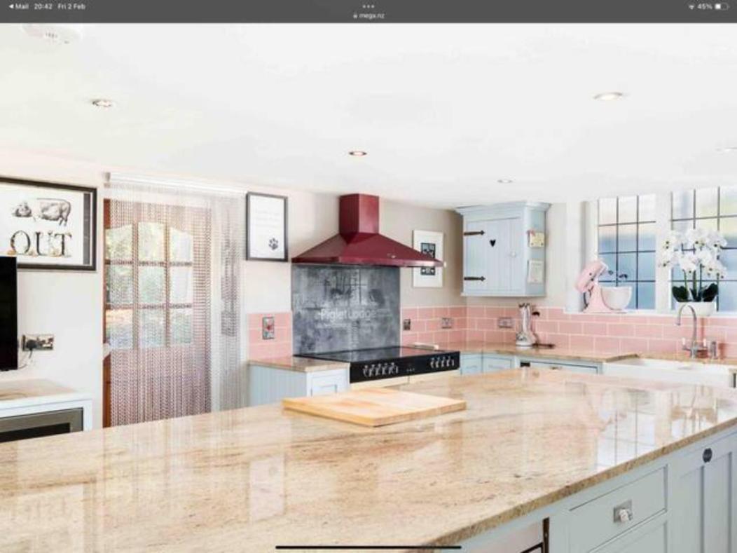 Piglet Lodge Pebworth Екстериор снимка